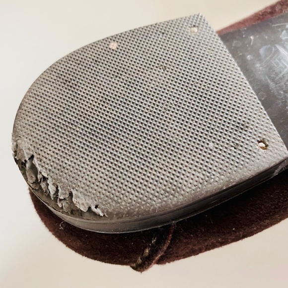 Sz 9.5 Calvin Klein suede loafers - Picture 3 of 4